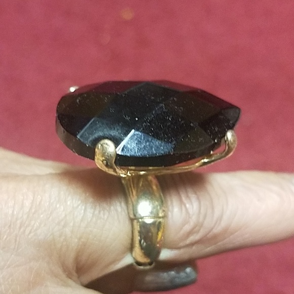 ring - Picture 2 of 2